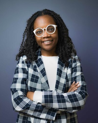 Portrait de Armelle SIANGANG TCIENTCHEU - avocate chez Alphajuris